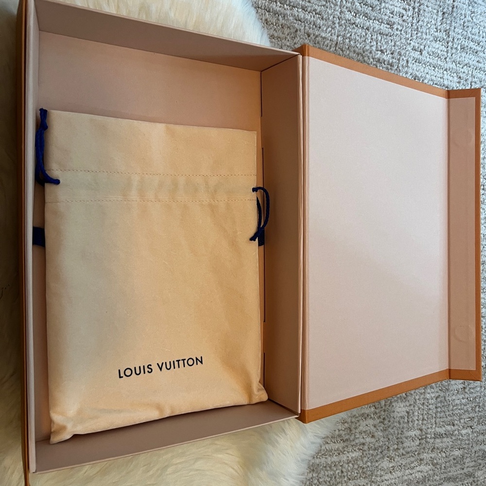 Louis Vuitton Beige Dust Bag with Orange Box